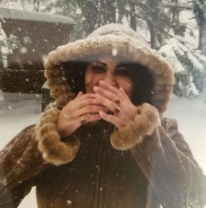 Meet your Posher, Ayesha